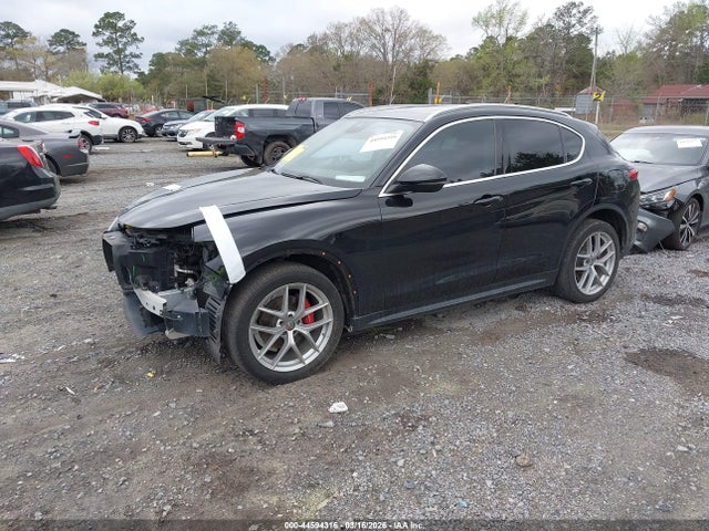 Alfa Romeo Stelvio Ti Lusso Awd