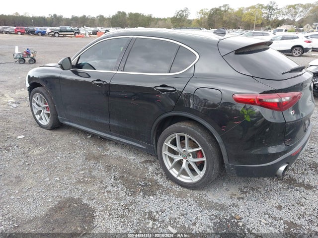 Alfa Romeo Stelvio Ti Lusso Awd