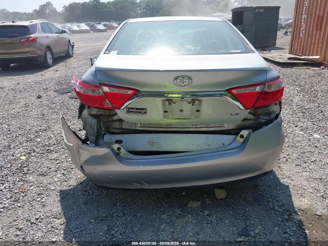 Toyota Camry Le