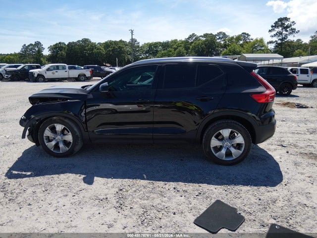 Volvo XC40 T4 Momentum