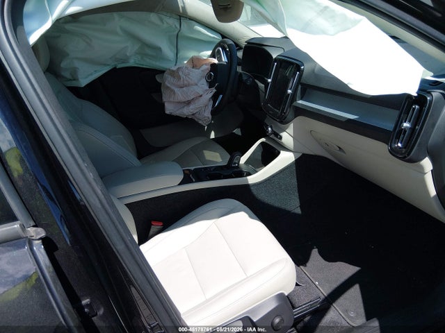 Volvo XC40 T4 Momentum