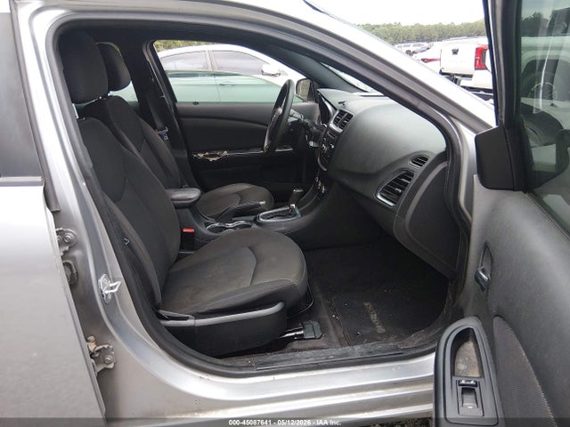 Dodge Avenger Se
