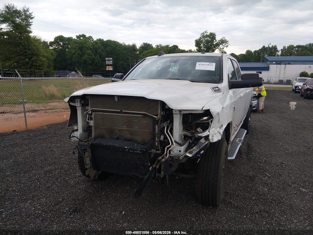 Ram 2500 Big Horn  4x4 8' Box