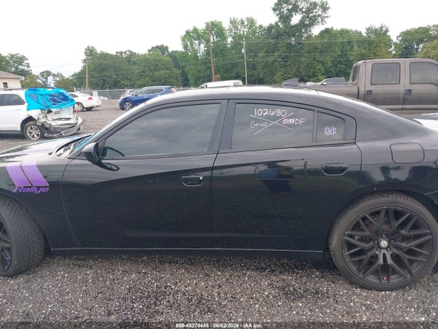 Dodge Charger Sxt