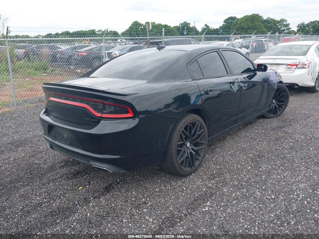 Dodge Charger Sxt