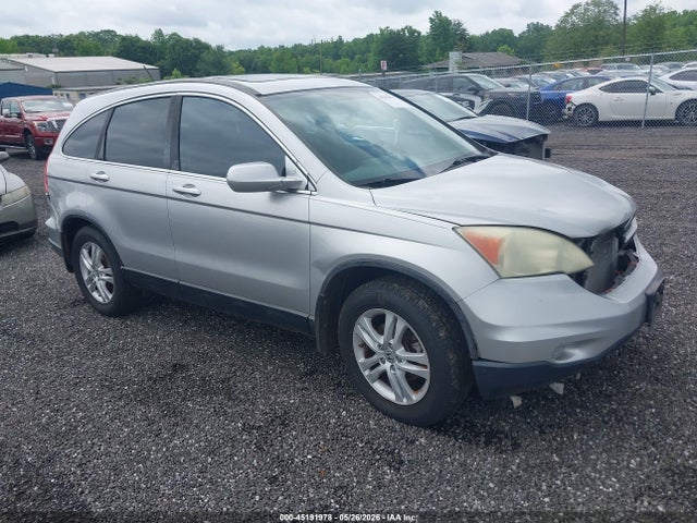 Salvage Honda CR-V Image