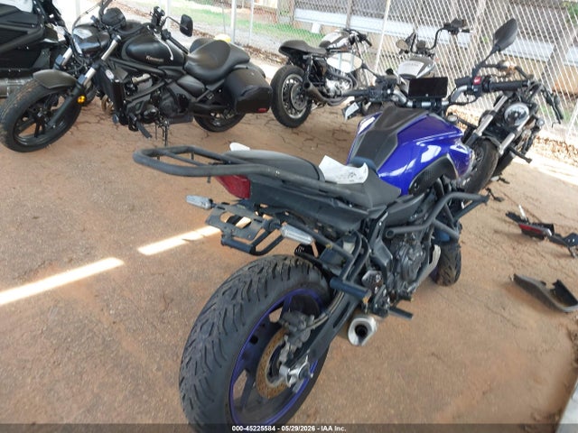 Yamaha Mt07