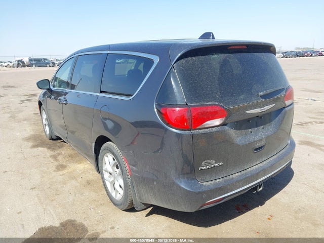 Chrysler Pacifica Touring Plus