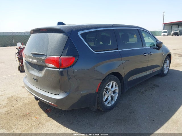Chrysler Pacifica Touring Plus