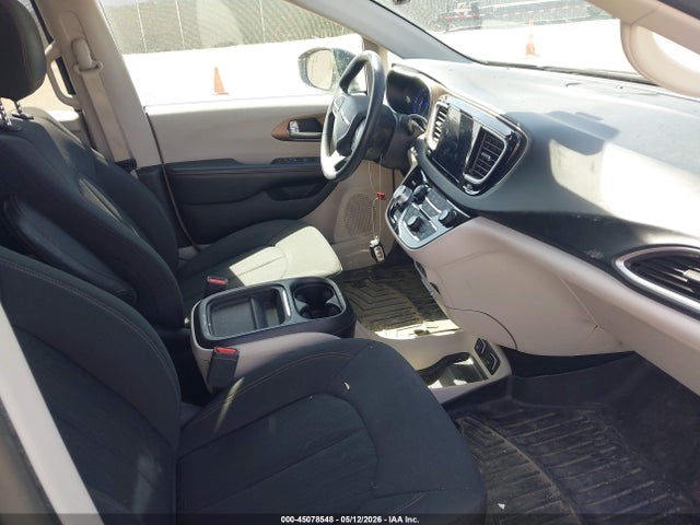 Chrysler Pacifica Touring Plus