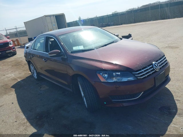 Salvage Volkswagen Passat Image