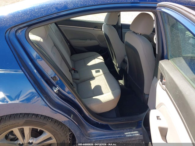 Hyundai ELANTRA Sel