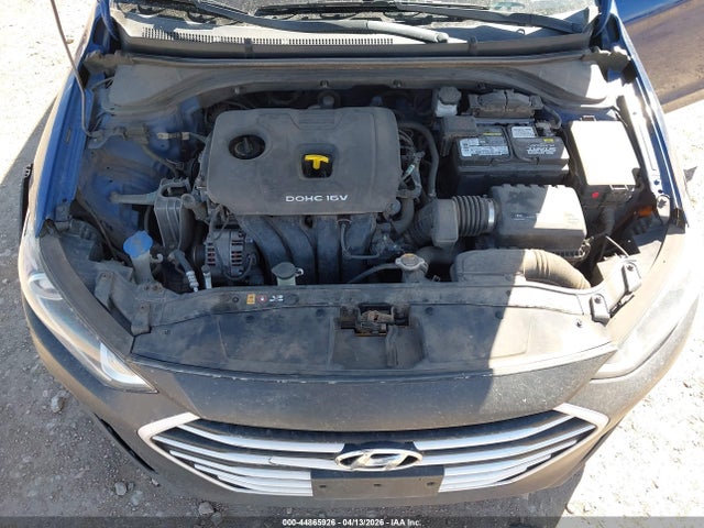 Hyundai ELANTRA Sel