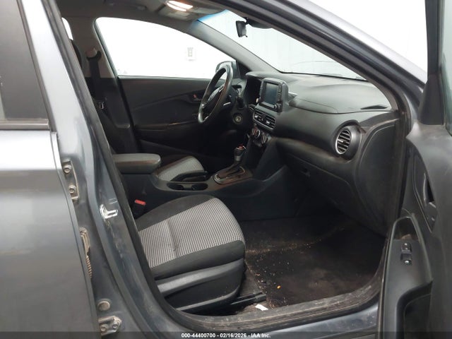 Hyundai KONA Se