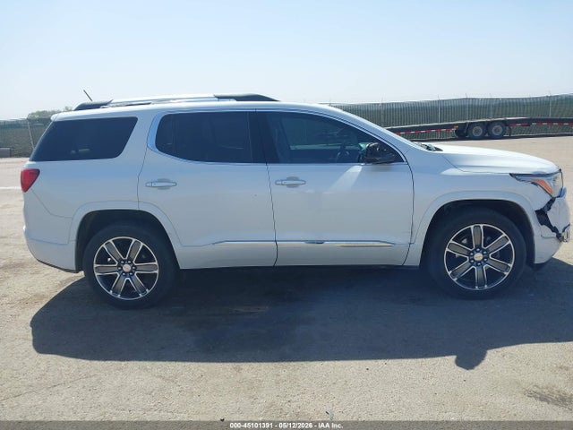 GMC Acadia Denali