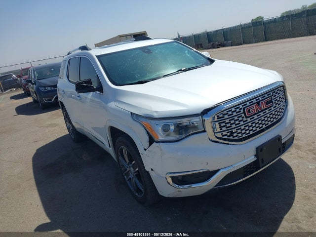 Salvage GMC Acadia Image