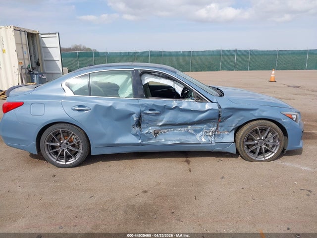 INFINITI Q50 Sport