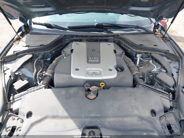 INFINITI Q50 Sport