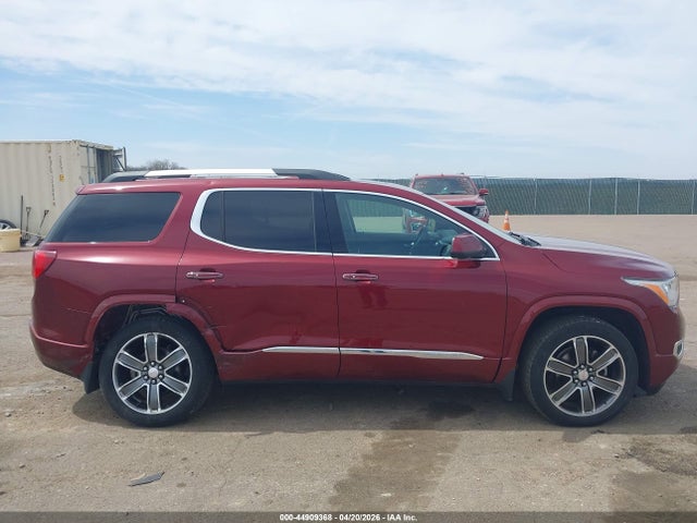 GMC Acadia Denali