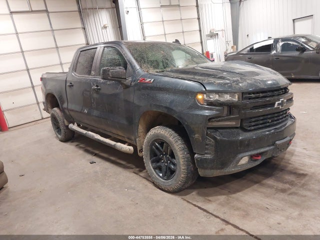 Salvage Chevrolet Silverado 1500 Image