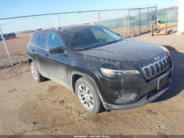 Salvage Jeep Cherokee Image