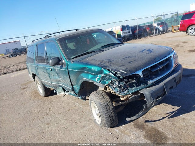 Salvage Ford Explorer Image
