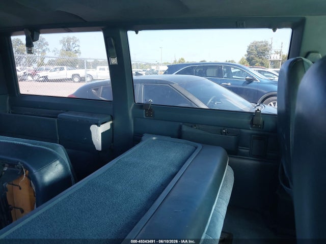 GMC Safari Xt
