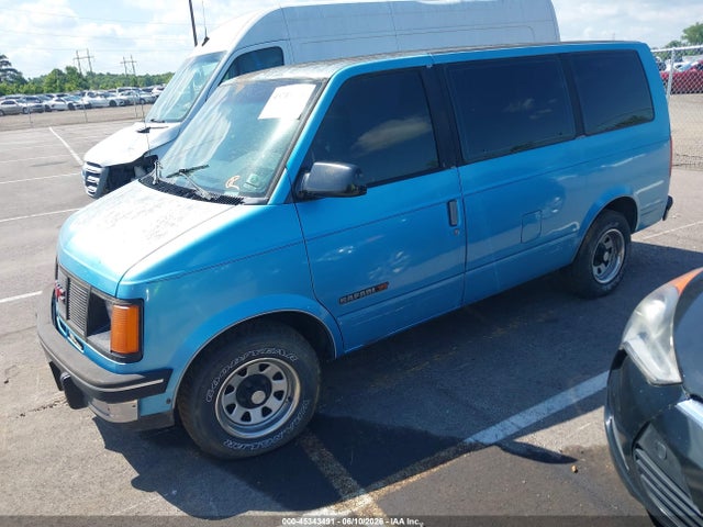 GMC Safari Xt