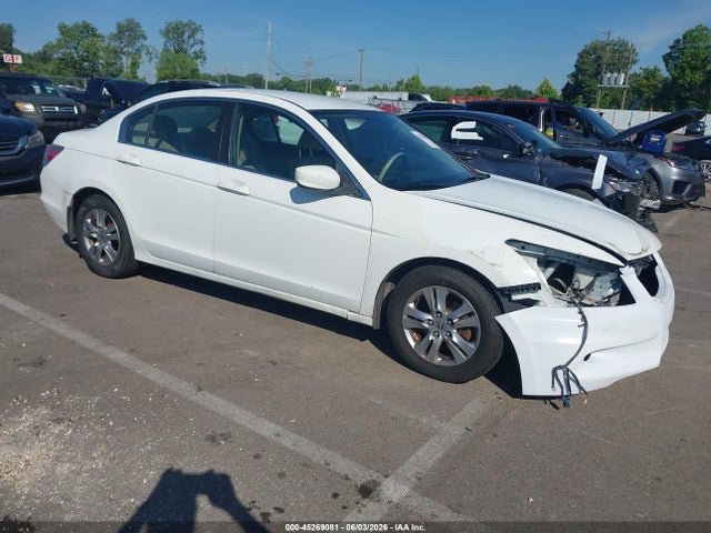 Salvage Honda Accord Image