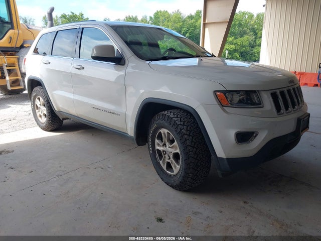 Salvage Jeep Grand Cherokee Image