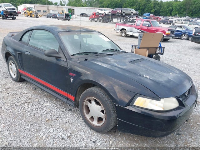 Salvage Ford Mustang Image
