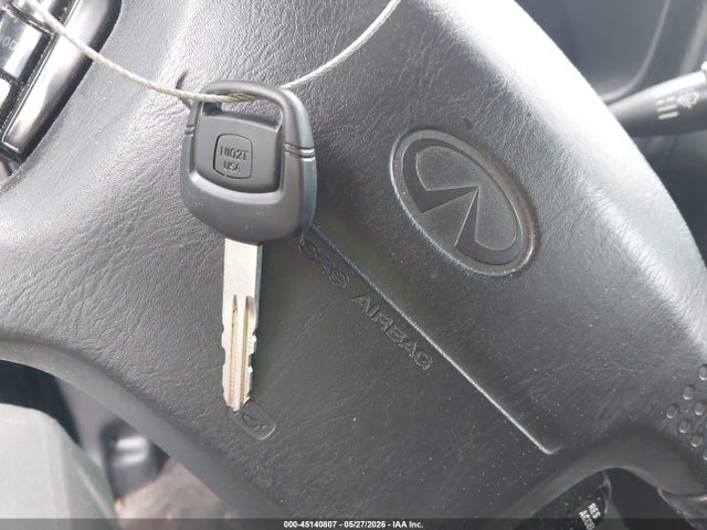 INFINITI Qx Luxury
