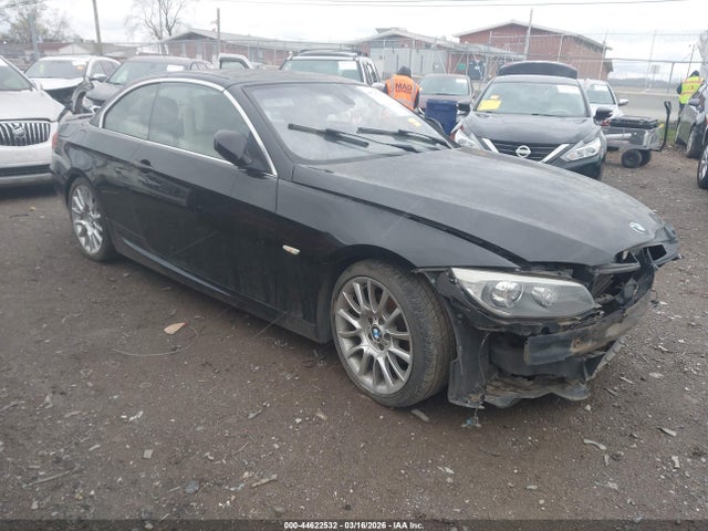 Salvage BMW 3 Series Image
