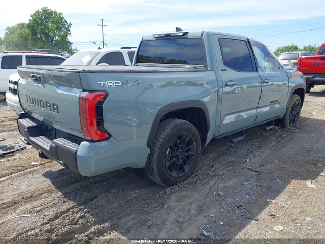 Toyota Tundra Limited Crewmax 6.4' Bed