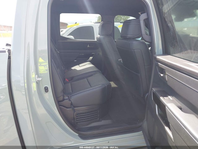 Toyota Tundra Limited Crewmax 6.4' Bed