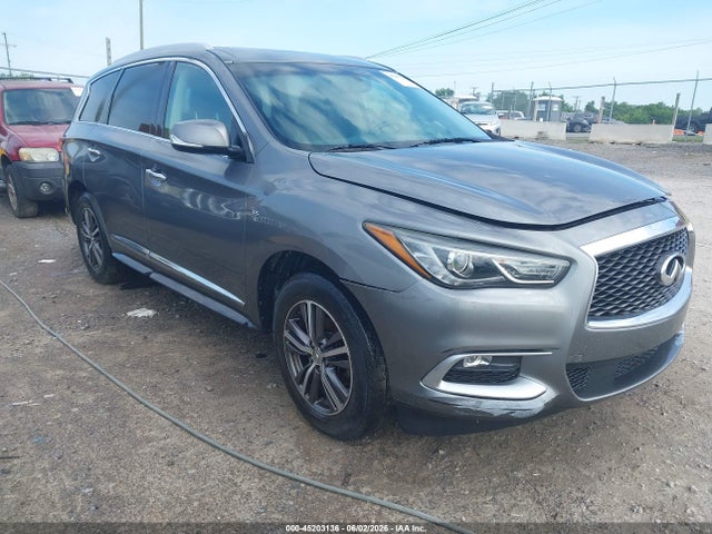 Salvage INFINITI Qx Image