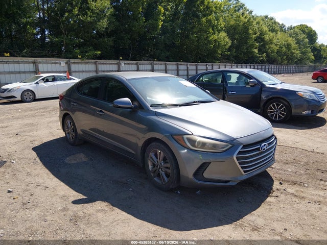 Salvage Hyundai ELANTRA Image