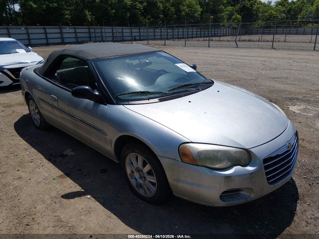 Salvage Chrysler Sebring Image