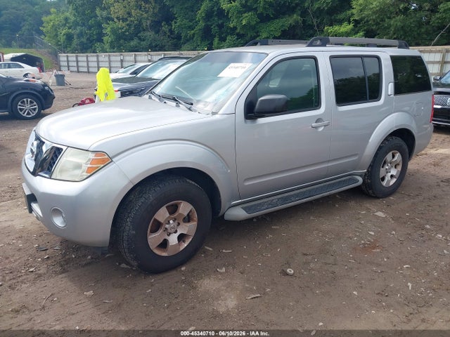 Nissan Pathfinder S