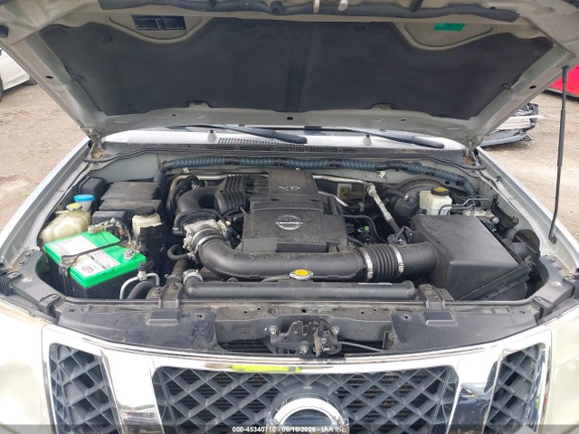 Nissan Pathfinder S