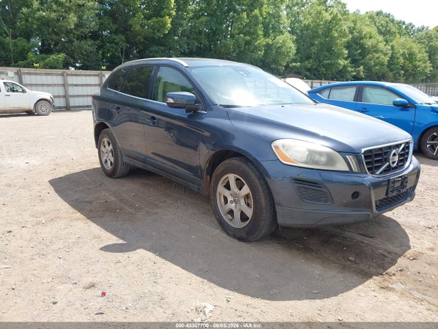 Salvage Volvo XC60 Image