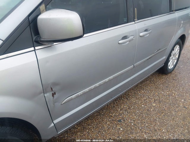 Chrysler Town & Country Touring