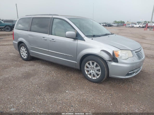Salvage Chrysler Town & Country Image