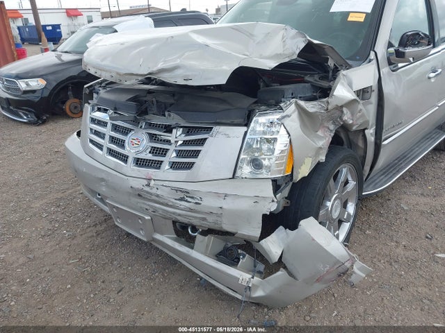 Cadillac Escalade Standard