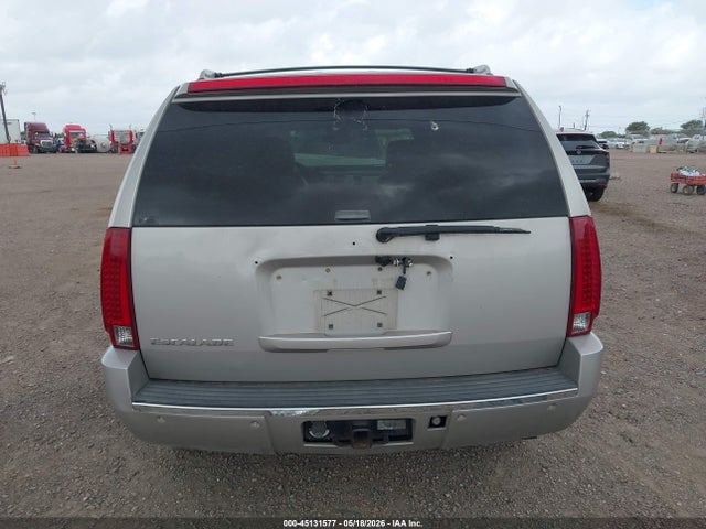 Cadillac Escalade Standard