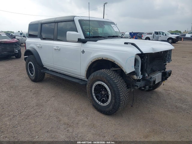 Salvage Ford Bronco Image