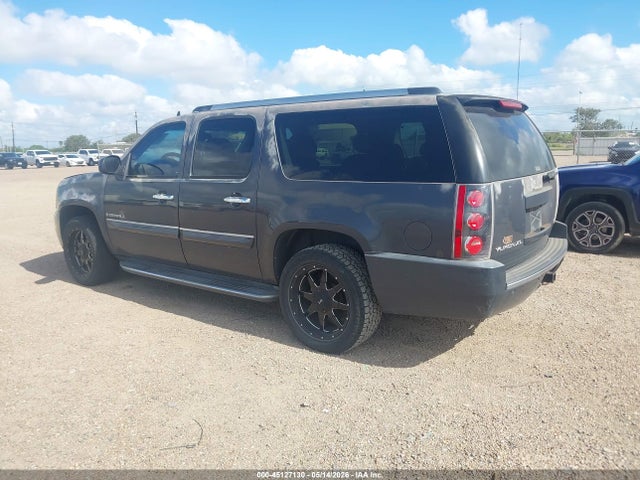 GMC Yukon Denali