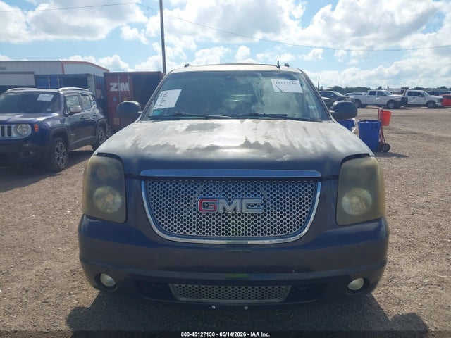 GMC Yukon Denali