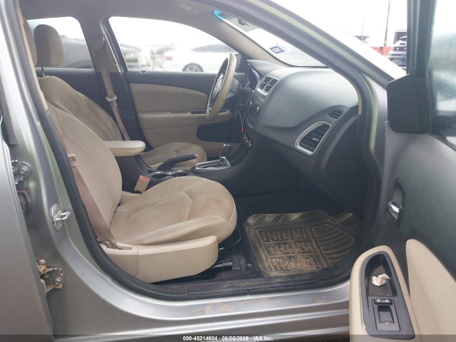 Dodge Avenger Se