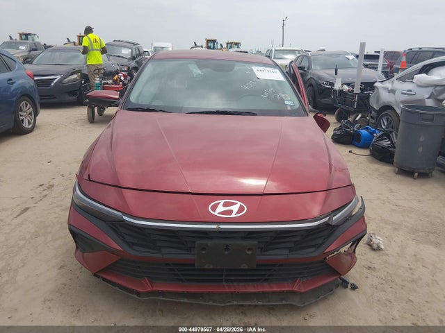 Hyundai ELANTRA Sel